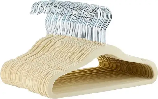Produktbild: Beige Kleiderbügel aus Samt für Kinderkleidung